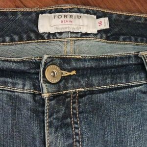 Torrid Size 16 shorts flat lay waist 20. Inseam is 10 .